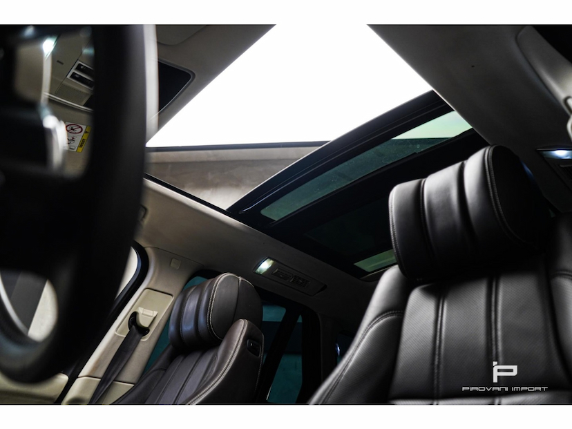 Foto do veículo LAND ROVER RANGE ROVER VOGUE 5.0 SE SUPERCHARGED 4X4 V8 24V GASOLINA 4P AUTOMÁTICO 2013 99.746 KM 215.000,00
