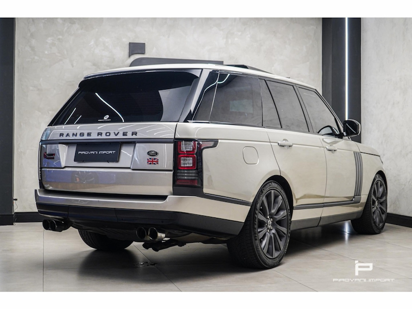 Foto do veículo LAND ROVER RANGE ROVER VOGUE 5.0 SE SUPERCHARGED 4X4 V8 24V GASOLINA 4P AUTOMÁTICO 2013 99.746 KM 215.000,00
