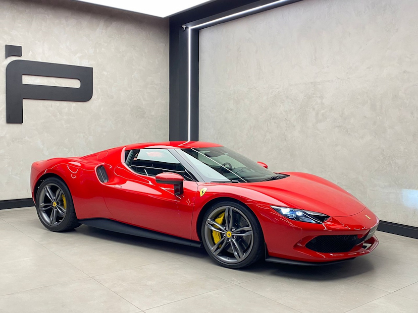Foto do veículo FERRARI 296 GTB 3.0 V6 TURBO PHEV F1-DCT 2023 3.900 KM 2.850.000,00