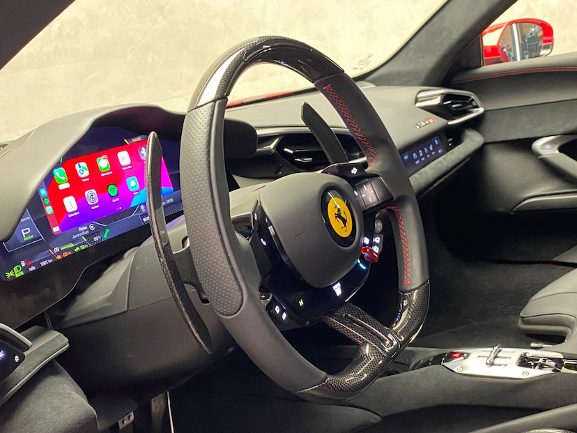 Foto do veículo FERRARI 296 GTB 3.0 V6 TURBO PHEV F1-DCT 2023 3.900 KM 2.850.000,00