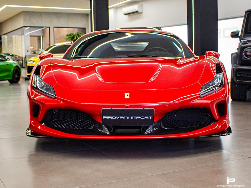 Foto do veículo FERRARI F8 TRIBUTO 3.9 V8 TURBO GASOLINA F1-DCT 2022 3.100 KM 4.100.000,00