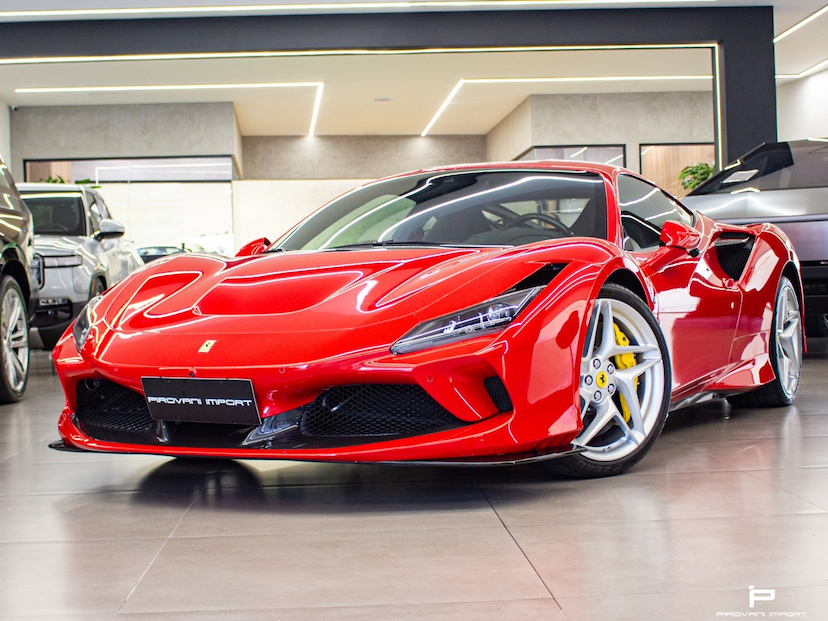 Foto do veículo FERRARI F8 TRIBUTO 3.9 V8 TURBO GASOLINA F1-DCT 2022 3.100 KM 4.100.000,00