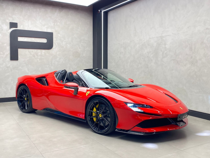 Foto do veículo FERRARI SF90 3.9 V8 TURBO PHEV SPIDER F1-DCT 2024 0 KM 7.200.000,00