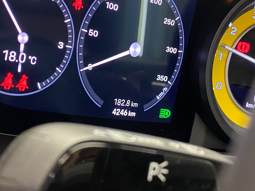 Foto do veículo PORSCHE 911 3.8 24V H6 GASOLINA TURBO CABRIOLET PDK 2022 5.200 KM 1.300.000,00