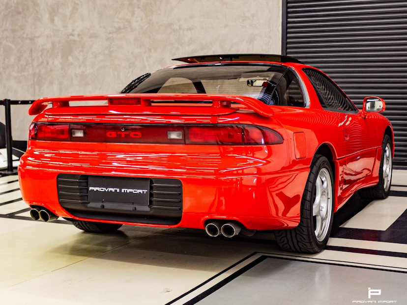 Foto do veículo MITSUBISHI 3000 GT 3.0 VR-4 V6 24V GASOLINA 2P MANUAL 1993 52.000 KM 329.000,00