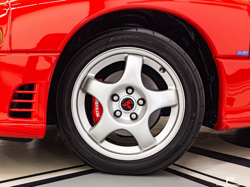 Foto do veículo MITSUBISHI 3000 GT 3.0 VR-4 V6 24V GASOLINA 2P MANUAL 1993 52.000 KM 329.000,00