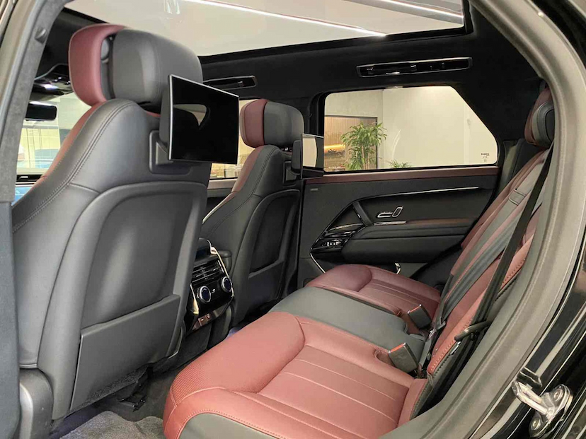 Foto do veículo LAND ROVER RANGE ROVER SPORT 3.0 D350 TURBO DIESEL MHEV AUTOBIOGRAPHY AWD AUTOMÁTICO 2024 18.786 KM 1.099.000,00
