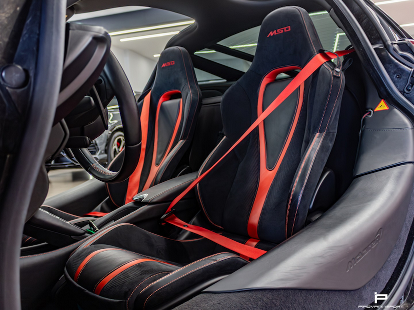 Foto do veículo MCLAREN 720S 4.0 V8 TURBO GASOLINA SSG 2020 8.149 KM 2.990.000,00