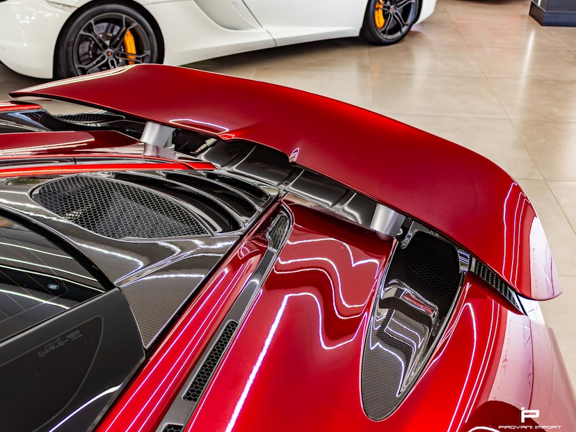 Foto do veículo MCLAREN 720S 4.0 V8 TURBO GASOLINA SSG 2020 8.149 KM 2.990.000,00