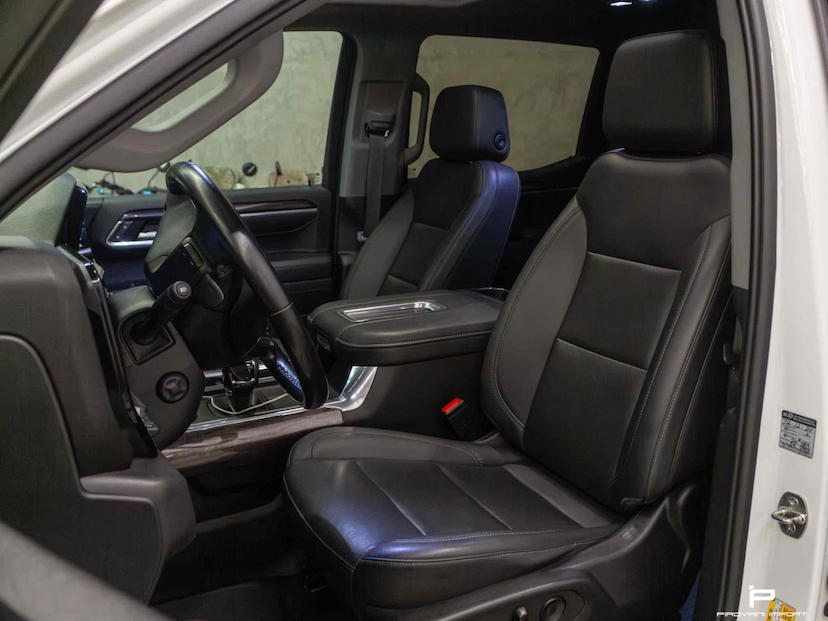 Foto do veículo CHEVROLET SILVERADO 3.0 V6 DURAMAX DIESEL 1500 LTZ 4WD AUTOMÁTICO 2022 49.000 KM 599.000,00