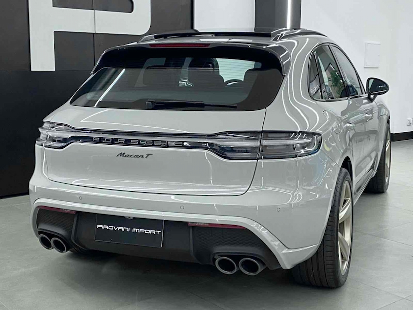 Foto do veículo PORSCHE MACAN 2.0 TURBO GASOLINA T PDK 2022 29.643 KM 559.900,00