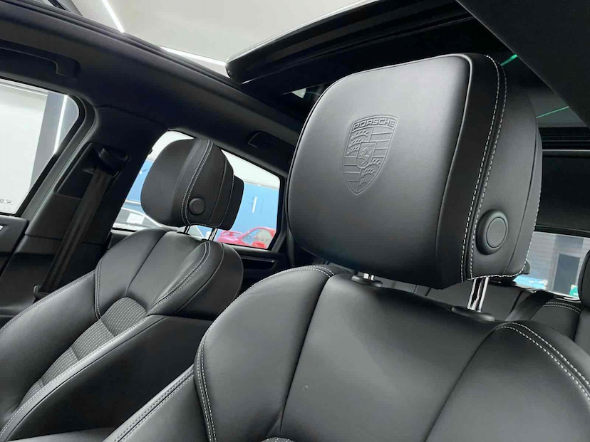 Foto do veículo PORSCHE MACAN 2.0 TURBO GASOLINA T PDK 2022 29.643 KM 559.900,00