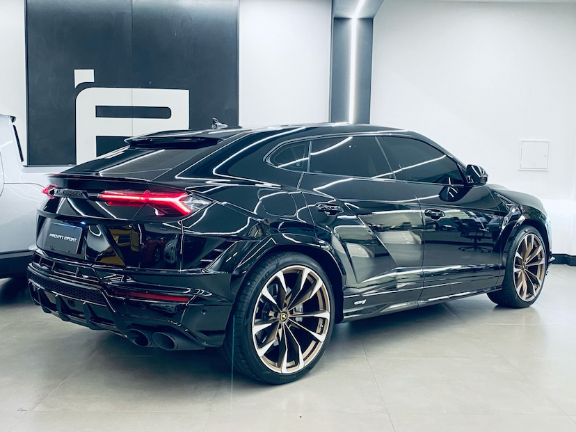 Foto do veículo LAMBORGHINI URUS 4.0 V8 TURBO GASOLINA S AUTOMÁTICO 2024 957 KM 4.000.000,00