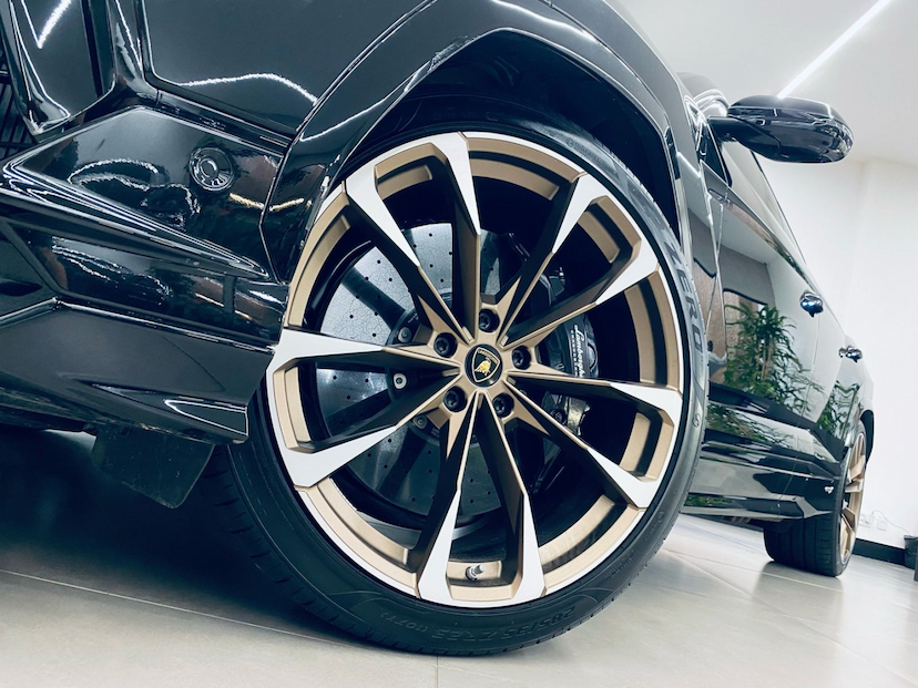 Foto do veículo LAMBORGHINI URUS 4.0 V8 TURBO GASOLINA S AUTOMÁTICO 2024 957 KM 4.000.000,00