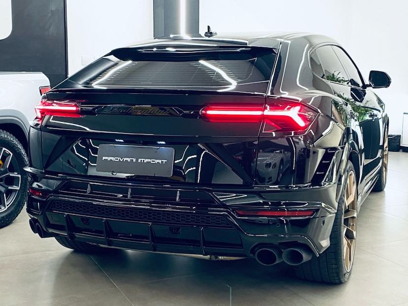 Foto do veículo LAMBORGHINI URUS 4.0 V8 TURBO GASOLINA S AUTOMÁTICO 2024 957 KM 4.000.000,00