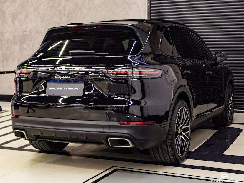 Foto do veículo PORSCHE CAYENNE 3.0 V6 GASOLINA AWD TIPTRONIC S 2019 53.666 KM 295.900,00