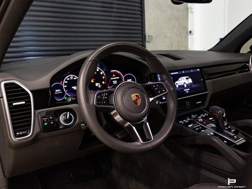 Foto do veículo PORSCHE CAYENNE 3.0 V6 GASOLINA AWD TIPTRONIC S 2019 53.666 KM 295.900,00