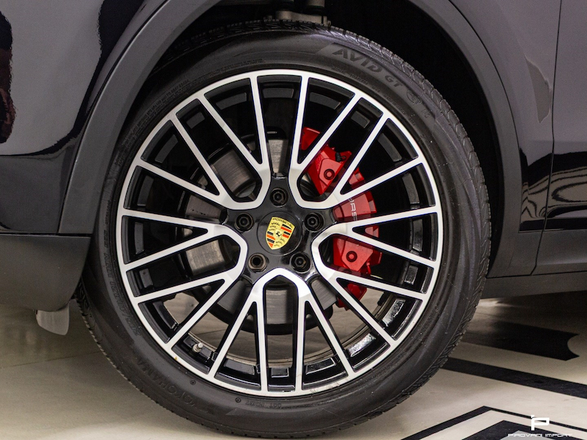 Foto do veículo PORSCHE CAYENNE 3.0 V6 GASOLINA AWD TIPTRONIC S 2019 53.666 KM 295.900,00