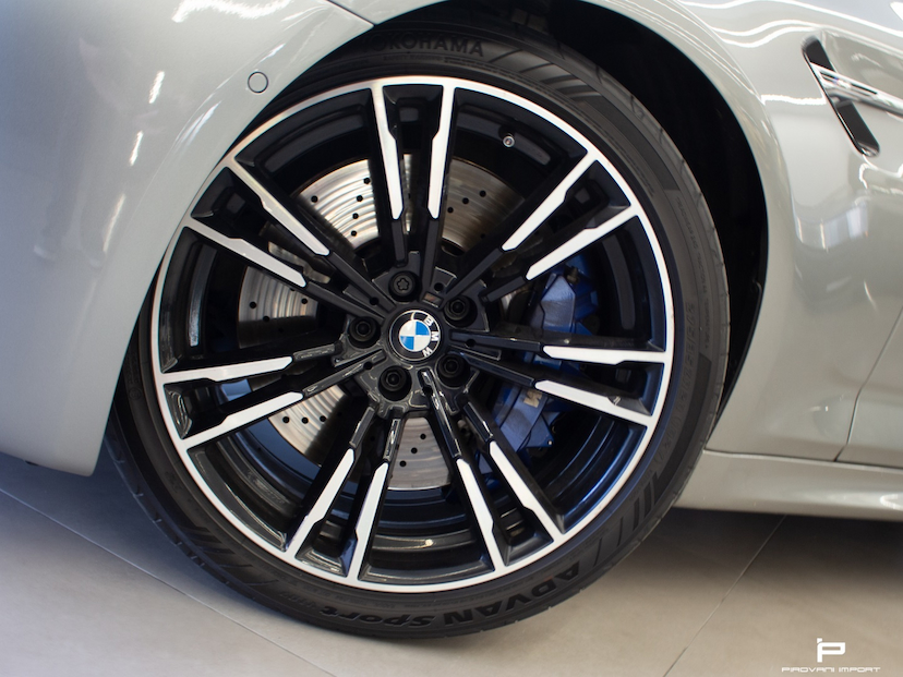 Foto do veículo BMW M5 4.4 V8 TWIN POWER M XDRIVE STEPTRONIC 2020 52.300 KM 490.000,00