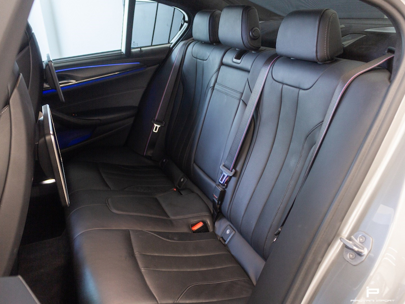 Foto do veículo BMW M5 4.4 V8 TWIN POWER M XDRIVE STEPTRONIC 2020 52.300 KM 490.000,00