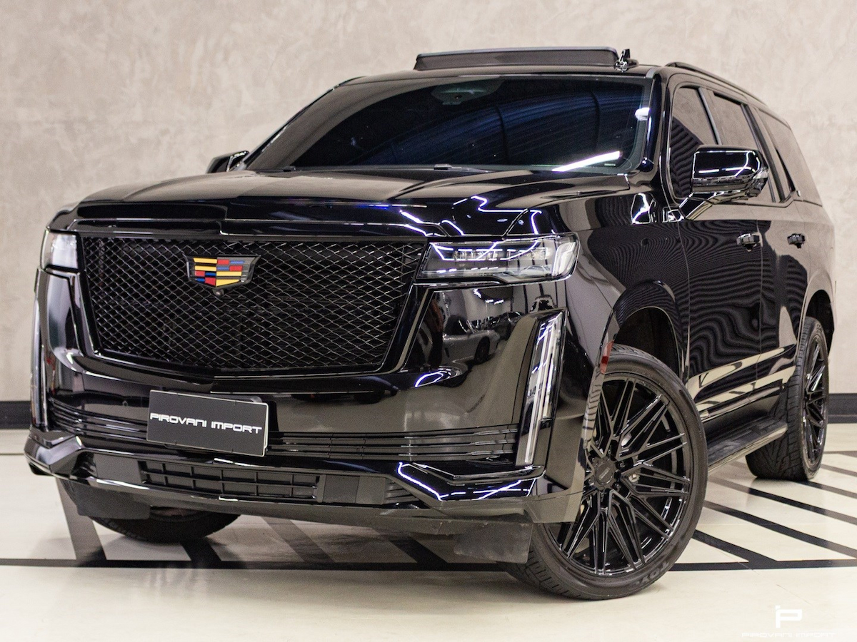 Foto do veículo CADILLAC ESCALADE 6.2 V8 GASOLINA ESV PREMIUM LUXURY 4WD AUTOMÁTICO 2023/2023 10.717 KM R$ 1.590.000,00