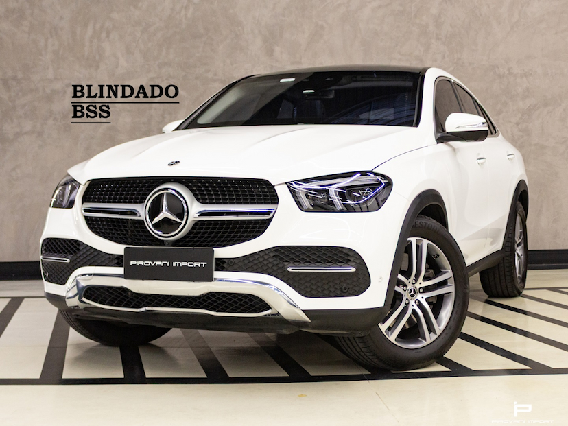 Foto do veículo MERCEDES-BENZ GLE 400D 3.0 V6 DIESEL 4MATIC 9G-TRONIC 2022 0 KM 599.900,00