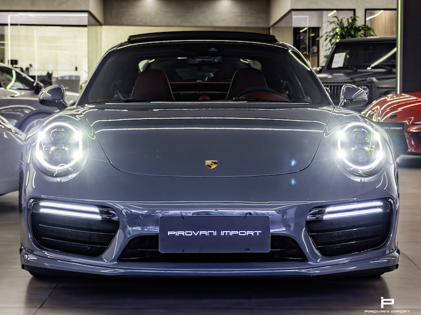 Foto do veículo PORSCHE 911 3.8 24V H6 GASOLINA TURBO PDK 2017 23.500 KM 989.000,00