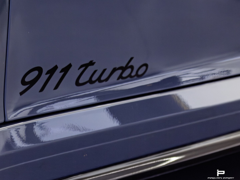 Foto do veículo PORSCHE 911 3.8 24V H6 GASOLINA TURBO PDK 2017 23.500 KM 989.000,00