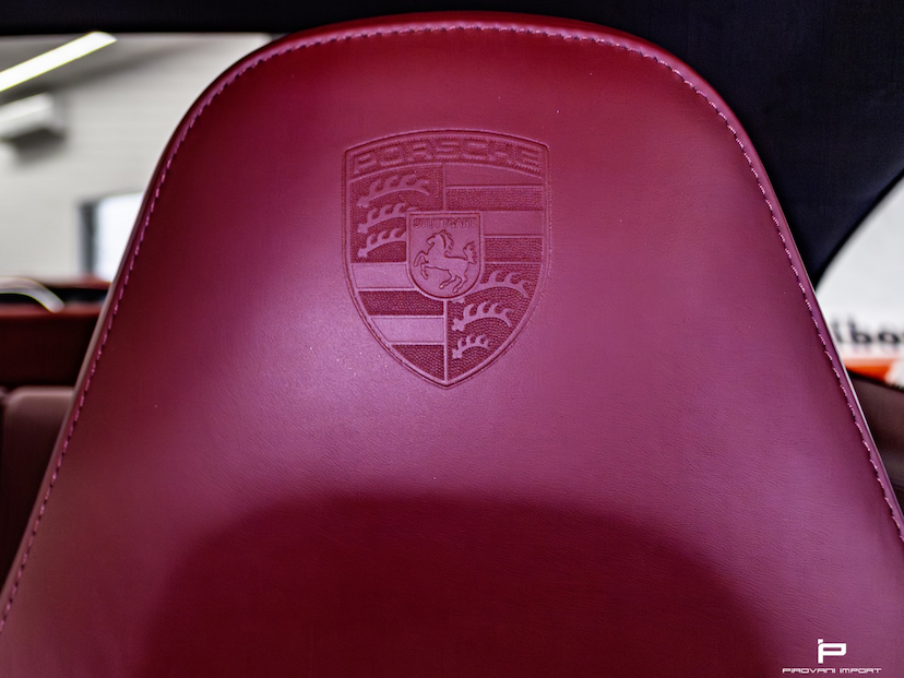 Foto do veículo PORSCHE 911 3.8 24V H6 GASOLINA TURBO PDK 2017 23.500 KM 989.000,00