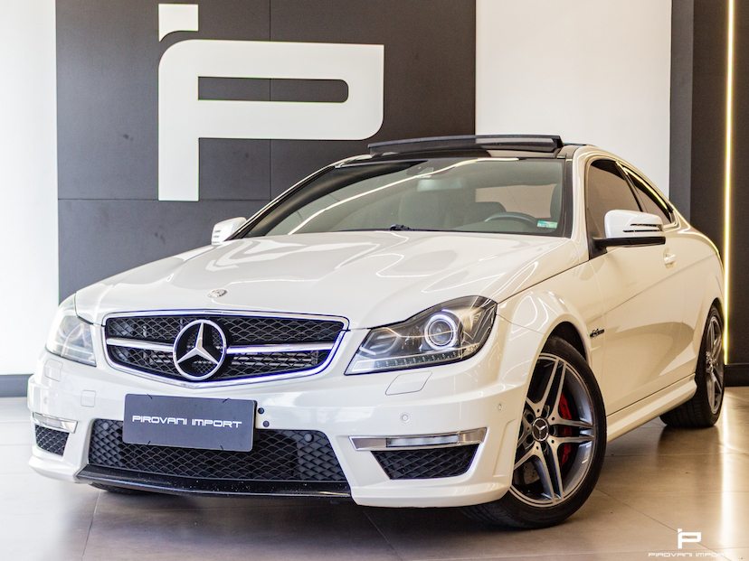 Foto do veículo MERCEDES-BENZ C 63 AMG 6.3 COUPÉ V8 GASOLINA 2P AUTOMATICO 2012 80.000 KM 350.000,00