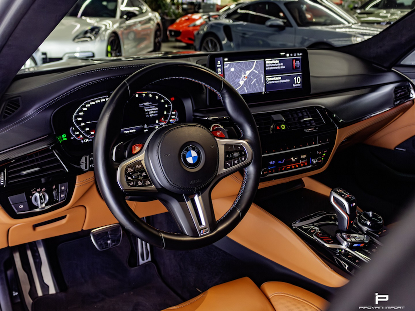 Foto do veículo BMW M5 4.4 V8 TWINPOWER GASOLINA COMPETITION M XDRIVE STEPTRONIC 2022 15.855 KM 730.000,00