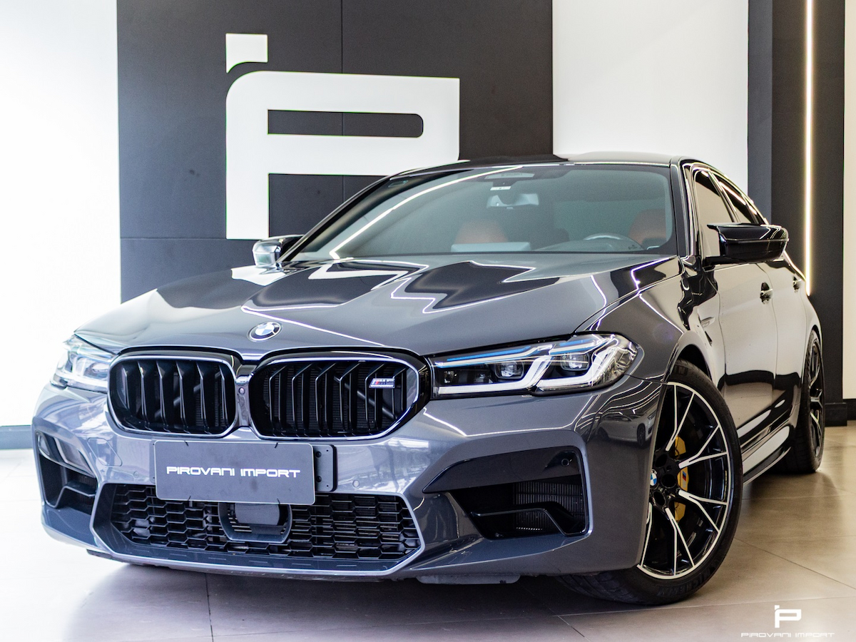 Foto do veículo BMW M5 4.4 V8 TWINPOWER GASOLINA COMPETITION M XDRIVE STEPTRONIC 2021/2022 12.800 KM R$ 849.900,00
