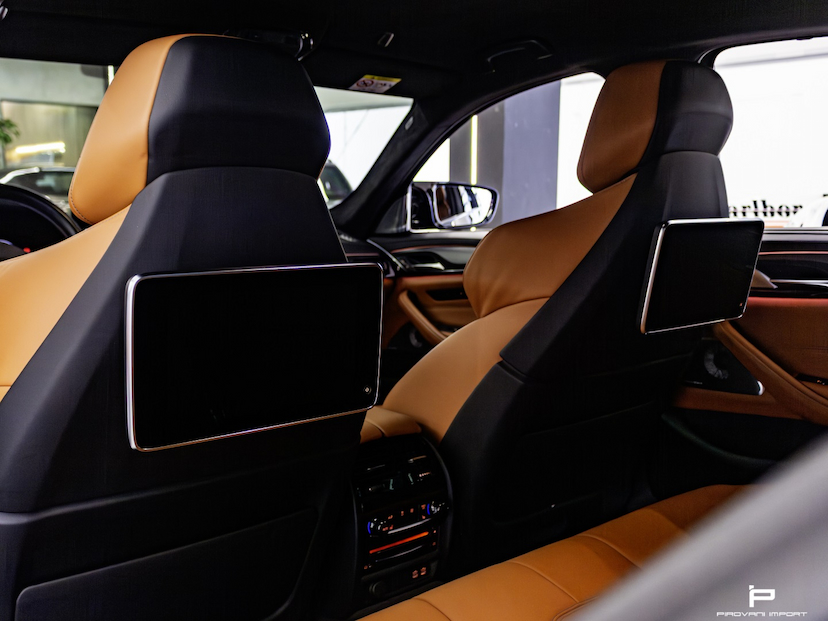 Foto do veículo BMW M5 4.4 V8 TWINPOWER GASOLINA COMPETITION M XDRIVE STEPTRONIC 2022 15.855 KM 730.000,00