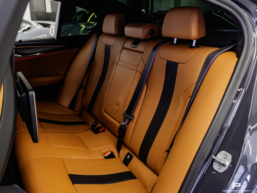 Foto do veículo BMW M5 4.4 V8 TWINPOWER GASOLINA COMPETITION M XDRIVE STEPTRONIC 2022 15.855 KM 730.000,00