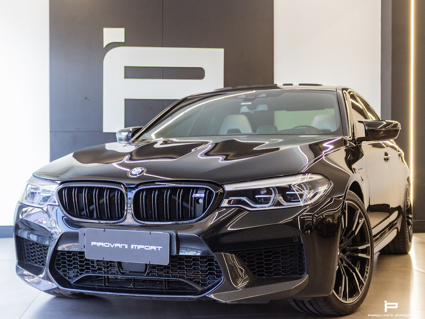 Foto do veículo BMW M5 4.4 V8 TWIN POWER M XDRIVE STEPTRONIC 2019 59.000 KM 509.900,00