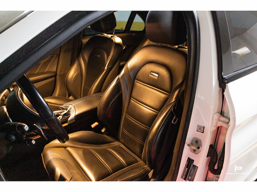 Foto do veículo MERCEDES-BENZ C 63 AMG 4.0 V8 TURBO GASOLINA SEDAN 4P AUTOMÁTICO 2016 52.848 KM 350.000,00
