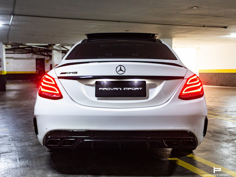 Foto do veículo MERCEDES-BENZ C 63 AMG 4.0 V8 TURBO GASOLINA SEDAN 4P AUTOMÁTICO 2016 52.848 KM 350.000,00