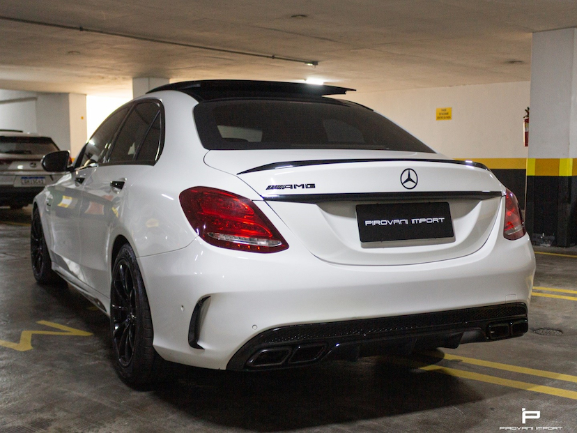 Foto do veículo MERCEDES-BENZ C 63 AMG 4.0 V8 TURBO GASOLINA SEDAN 4P AUTOMÁTICO 2016 52.848 KM 350.000,00