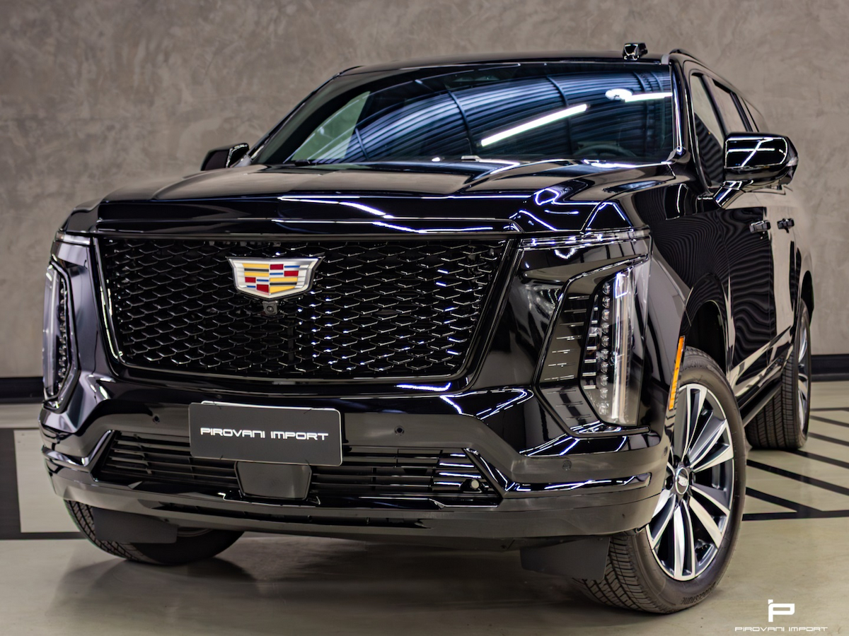 Foto do veículo CADILLAC ESCALADE 6.2 V8 GASOLINA ESV PREMIUM LUXURY 4WD AUTOMÁTICO 2024/2025 100 KM R$ 1.890.000,00