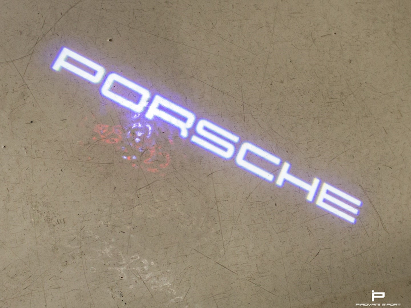 Foto do veículo PORSCHE 911 4.0 24V H6 GASOLINA GT3 RS PDK 2023 14.500 KM 3.100.000,00