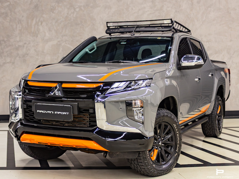 Foto do veículo MITSUBISHI L200 TRITON 2.4 16V TURBO DIESEL SPORT HPE-S SERTÕES CD 4P 4X4 AUTOMÁTICO 2023 47.000 KM 259.990,00