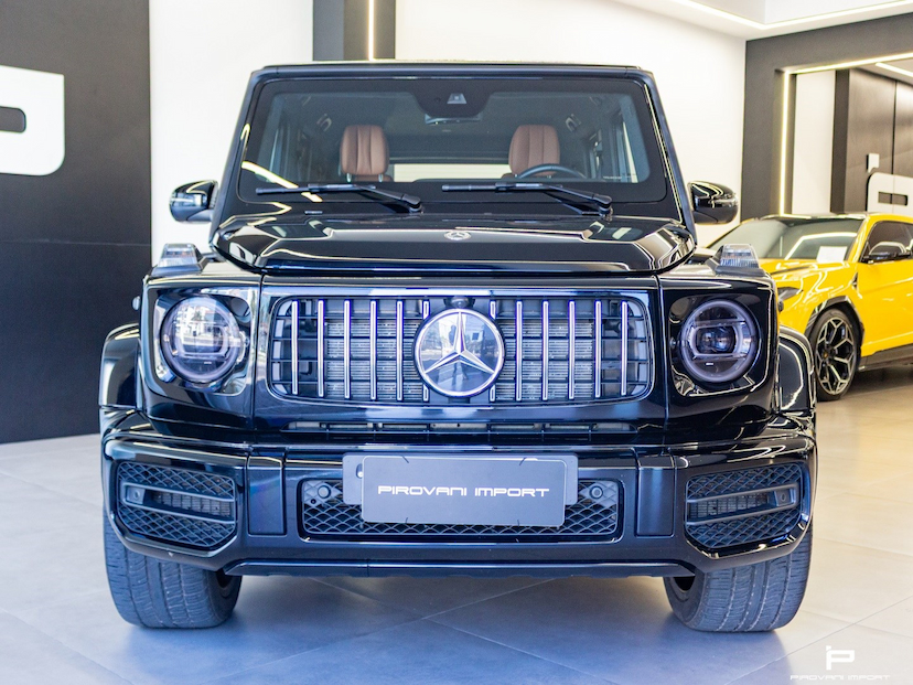 Foto do veículo MERCEDES-BENZ G 63 AMG 4.0 V8 TURBO GASOLINA 4MATIC SPEEDSHIFT 2023 7.075 KM 2.120.000,00