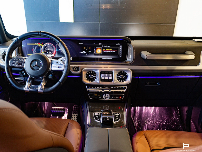 Foto do veículo MERCEDES-BENZ G 63 AMG 4.0 V8 TURBO GASOLINA 4MATIC SPEEDSHIFT 2023 7.075 KM 2.120.000,00