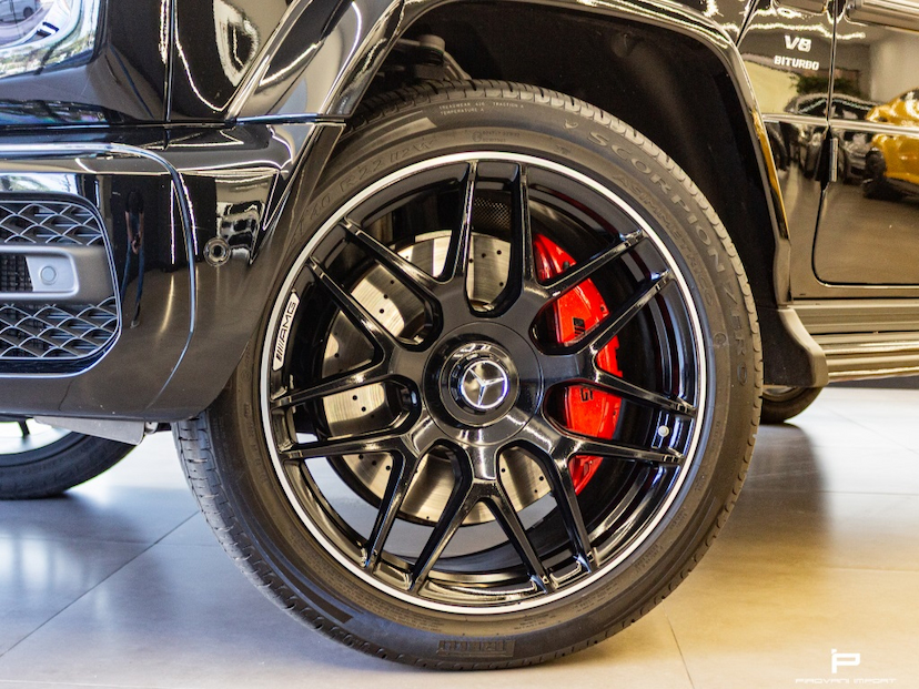 Foto do veículo MERCEDES-BENZ G 63 AMG 4.0 V8 TURBO GASOLINA 4MATIC SPEEDSHIFT 2023 7.075 KM 2.120.000,00