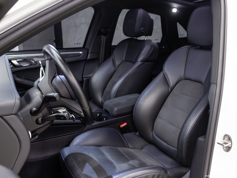Foto do veículo PORSCHE MACAN 2.9 V6 BITURBO GASOLINA GTS PDK 2023 14.000 KM 679.900,00
