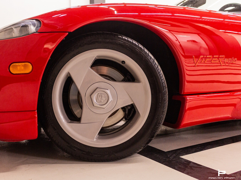 Foto do veículo DODGE VIPER 8.0 RT-10 V10 GASOLINA 2P MANUAL 1993 5.000 KM 699.900,00