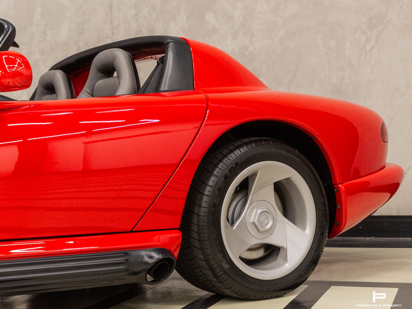 Foto do veículo DODGE VIPER 8.0 RT-10 V10 GASOLINA 2P MANUAL 1993 5.000 KM 699.900,00