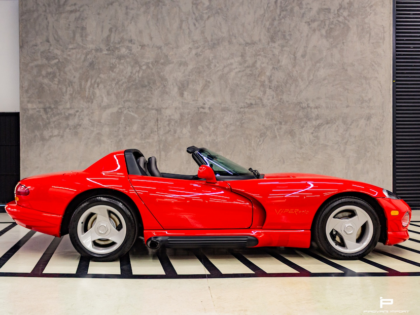 Foto do veículo DODGE VIPER 8.0 RT-10 V10 GASOLINA 2P MANUAL 1993 5.000 KM 699.900,00