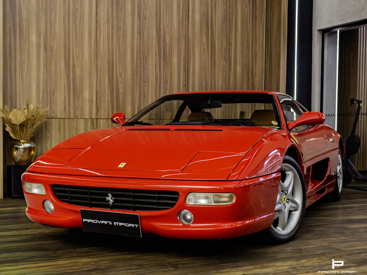 Foto do veículo FERRARI F355 BERLINETA GASOLINA 2P MANUAL 1995/1995 19.000 KM R$ 2.500.000,00