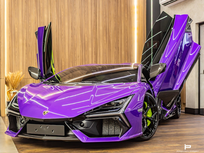 Foto do veículo LAMBORGHINI REVUELTO 6.5 V12 PHEV AMT 2024 500 KM 7.900.000,00